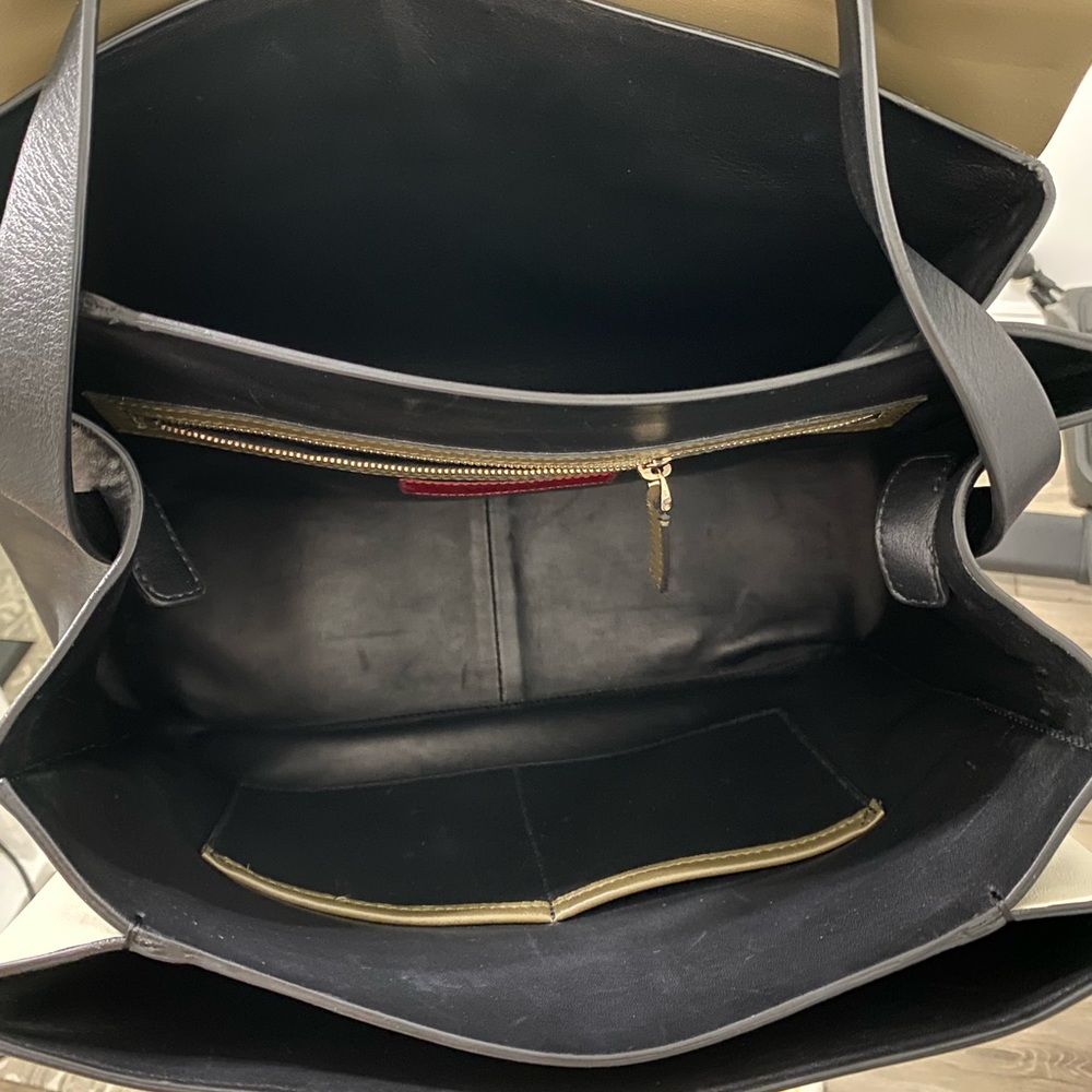 Valentino Garavani Large Bag (good condition) - Picture 5 of 17